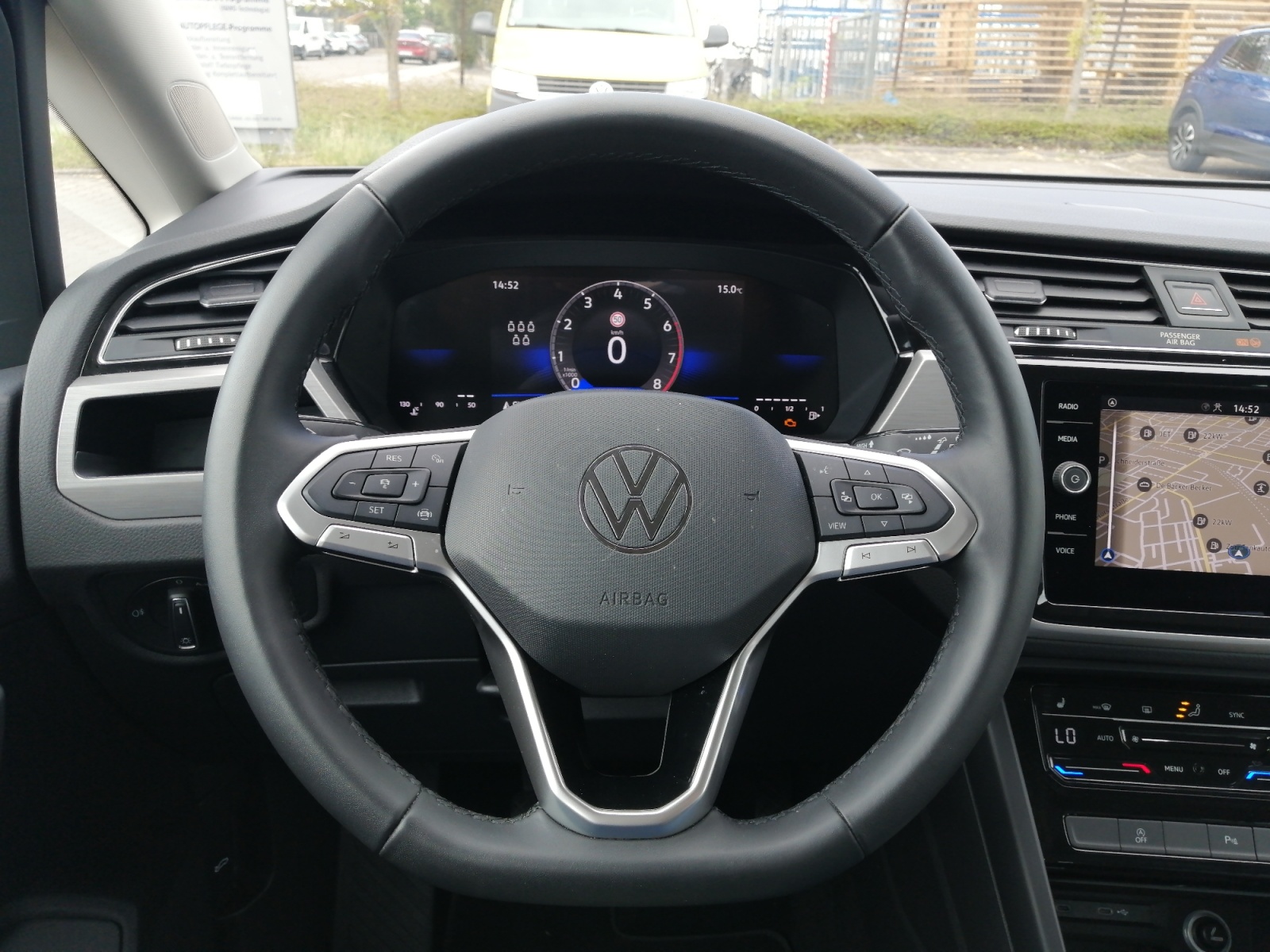 Touran Comfortline 1.5 TSI ,Virtual,PDC,ACC,Navi